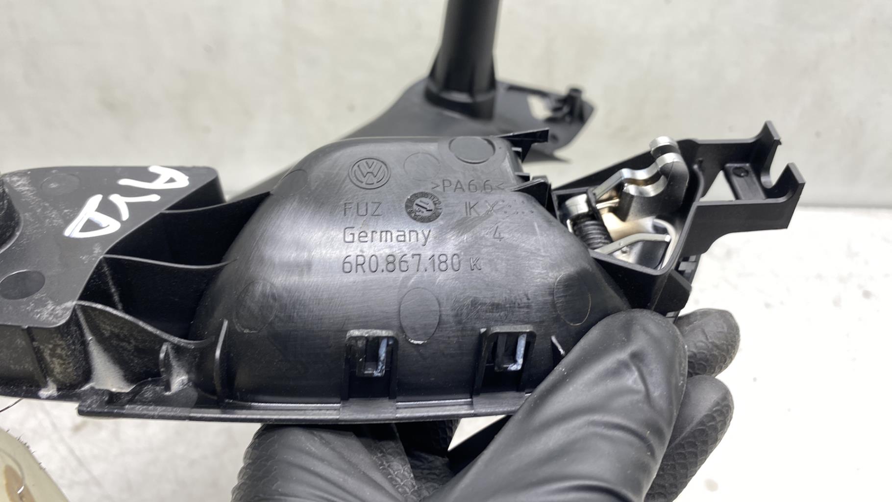 Maniglia interna anteriore destra VOLKSWAGEN POLO 5 PHASE 1 Gasolina - 1