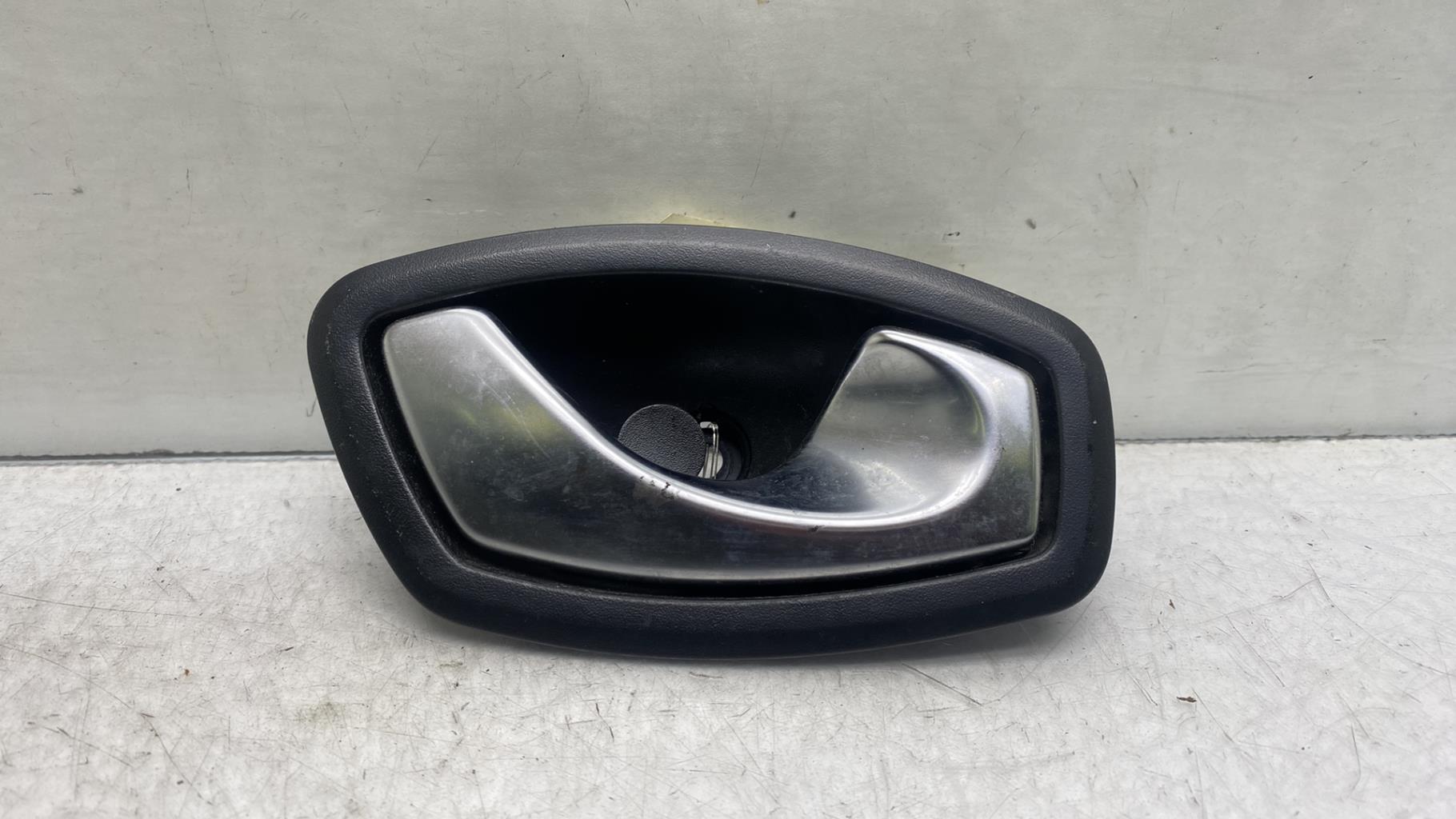 Maniglia interna anteriore destra RENAULT CLIO 4 PHASE 1 Diésel - 1
