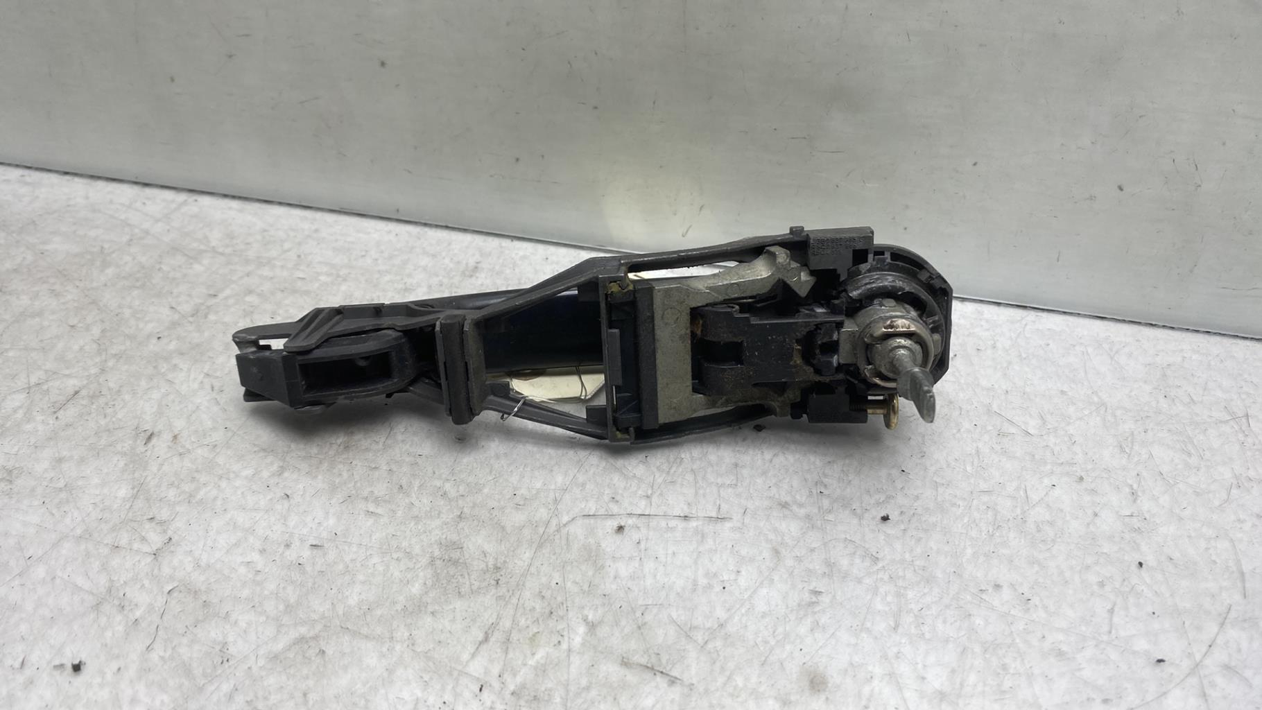 Maniglia portiera anteriore sinistra VOLKSWAGEN POLO 4 PHASE 1 Gasolina - 1