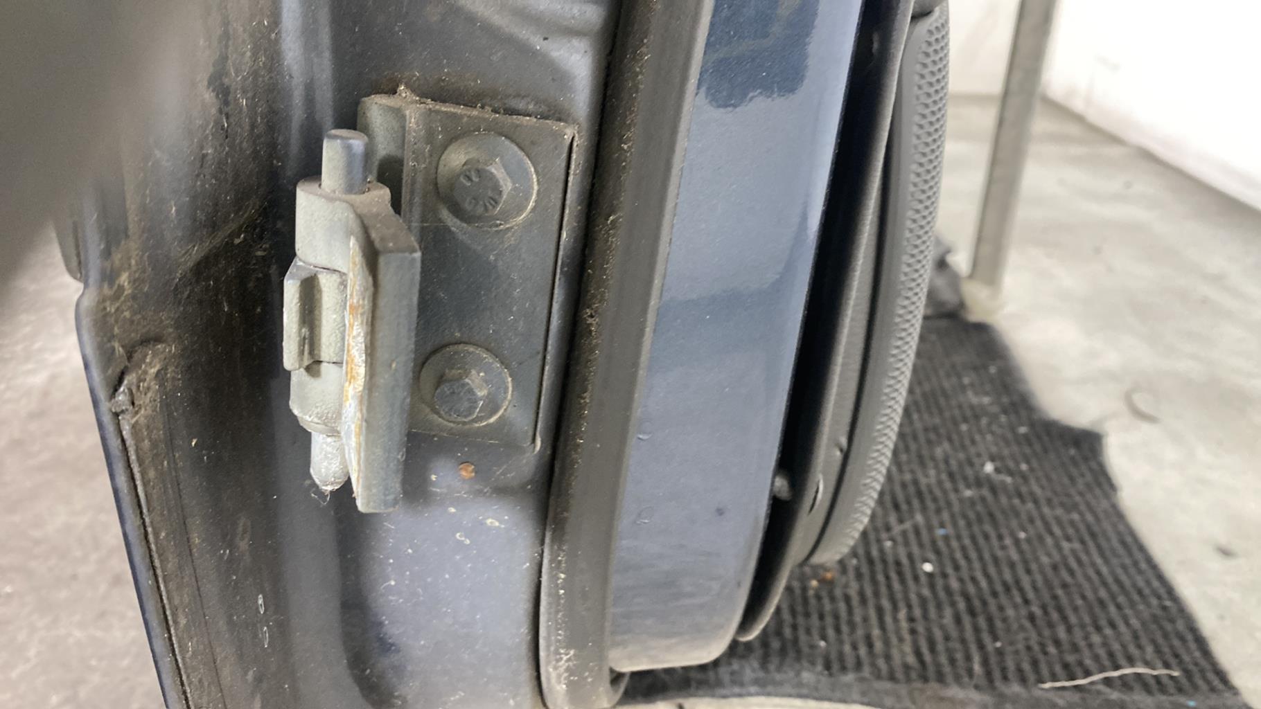 Portiera anteriore destra VOLVO V 70 1 PHASE 3 BREAK Diésel - 1