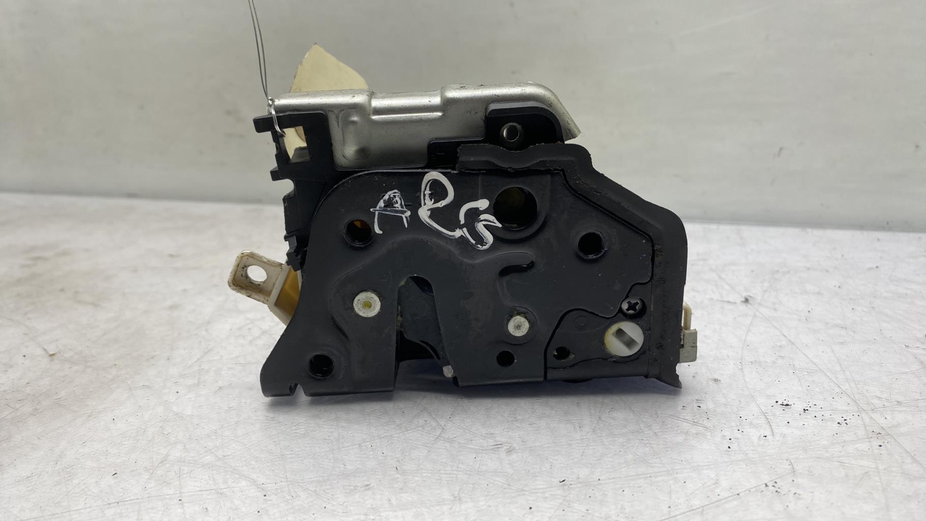 Serrure arriere gauche AUDI A3 3 SPORTBACK PHASE 1 Diesel - 1
