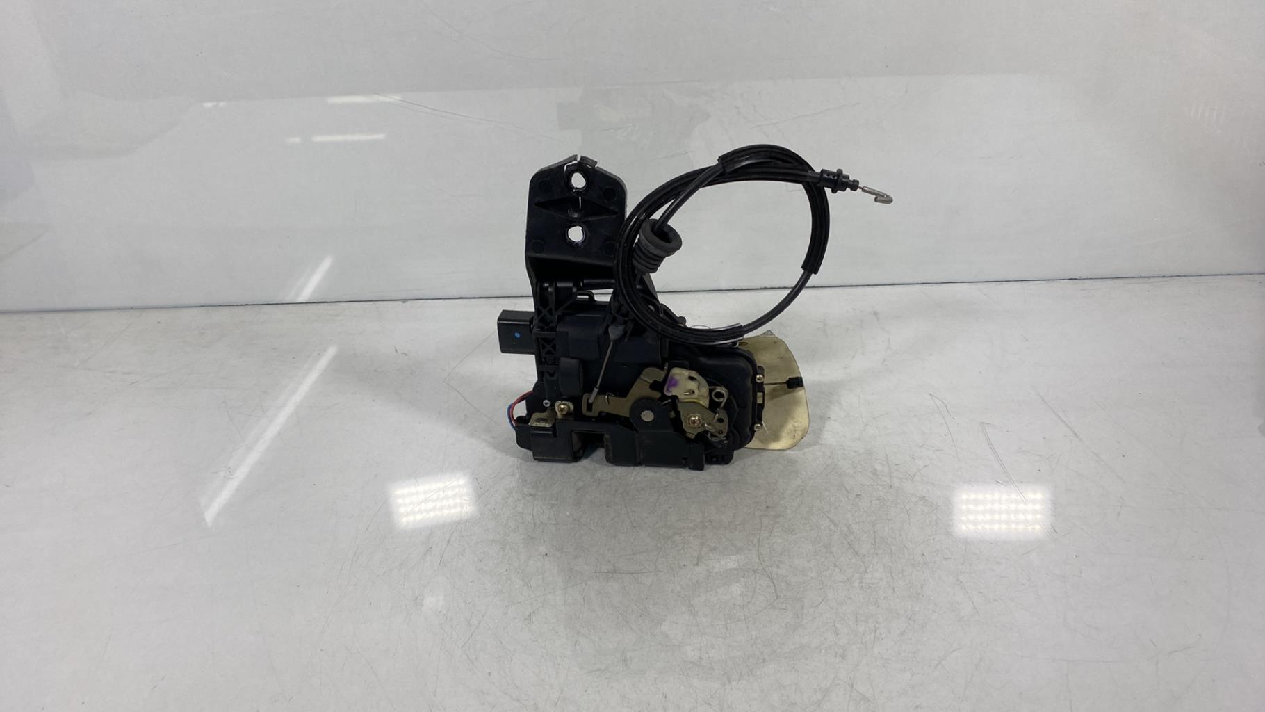 Serratura anteriore destra VOLKSWAGEN NEW BEETLE 1 PHASE 1 Gasolina - 1