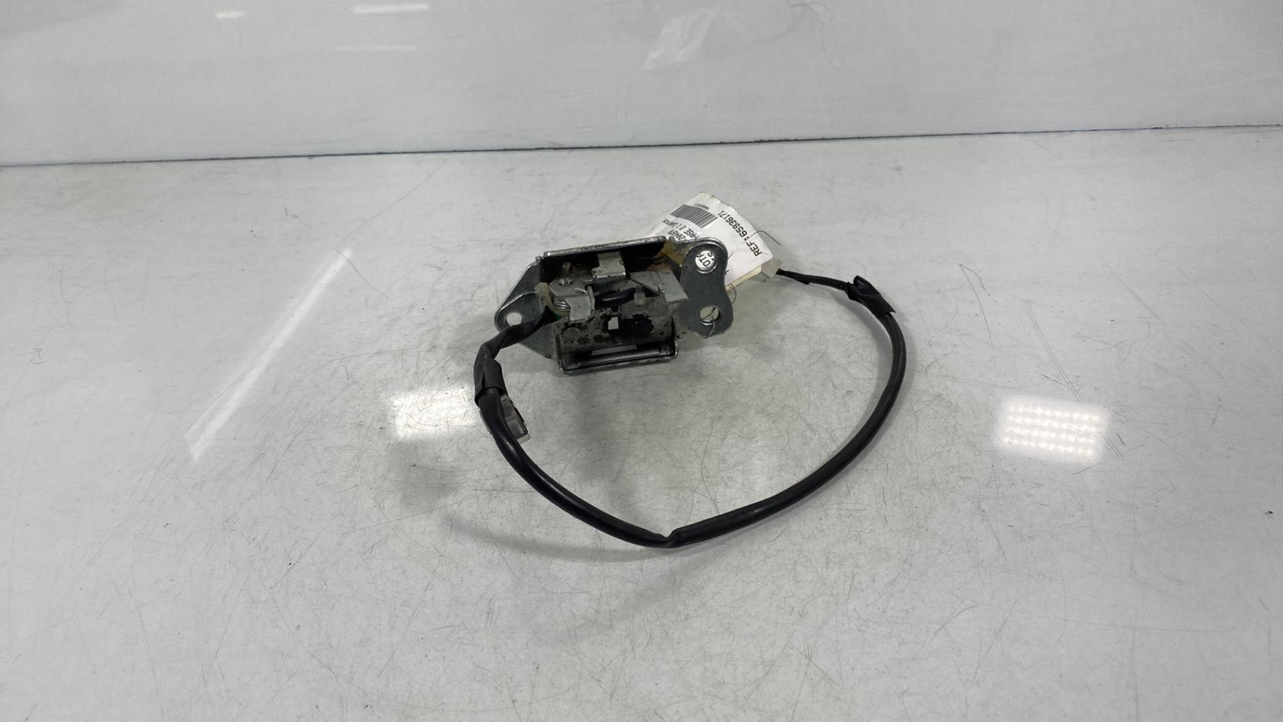 Serratura bagagliaio TOYOTA YARIS 1 PHASE 2 Gasolina - 1
