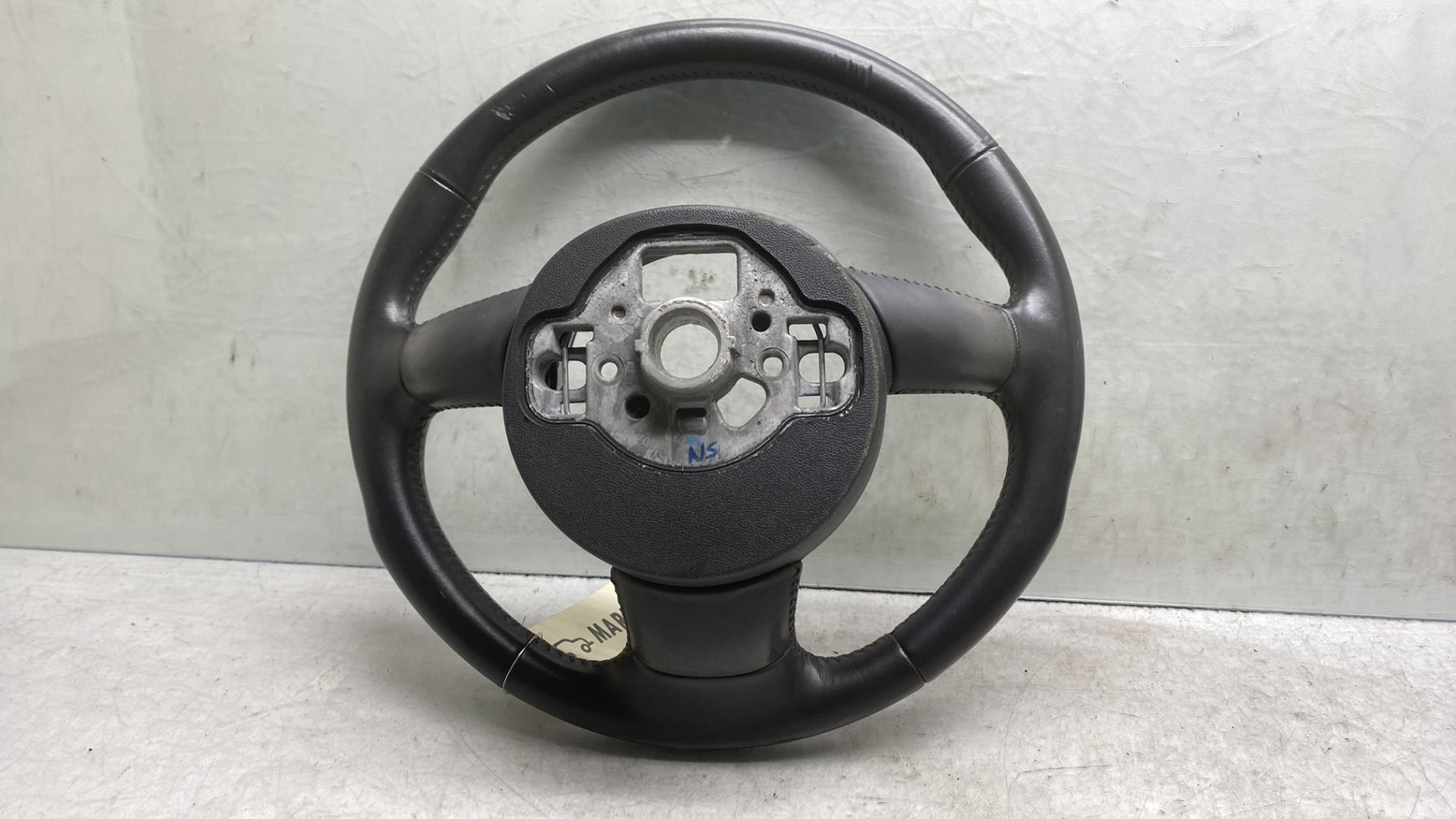 Volant AUDI A1 1 PHASE 1 Diesel - 1