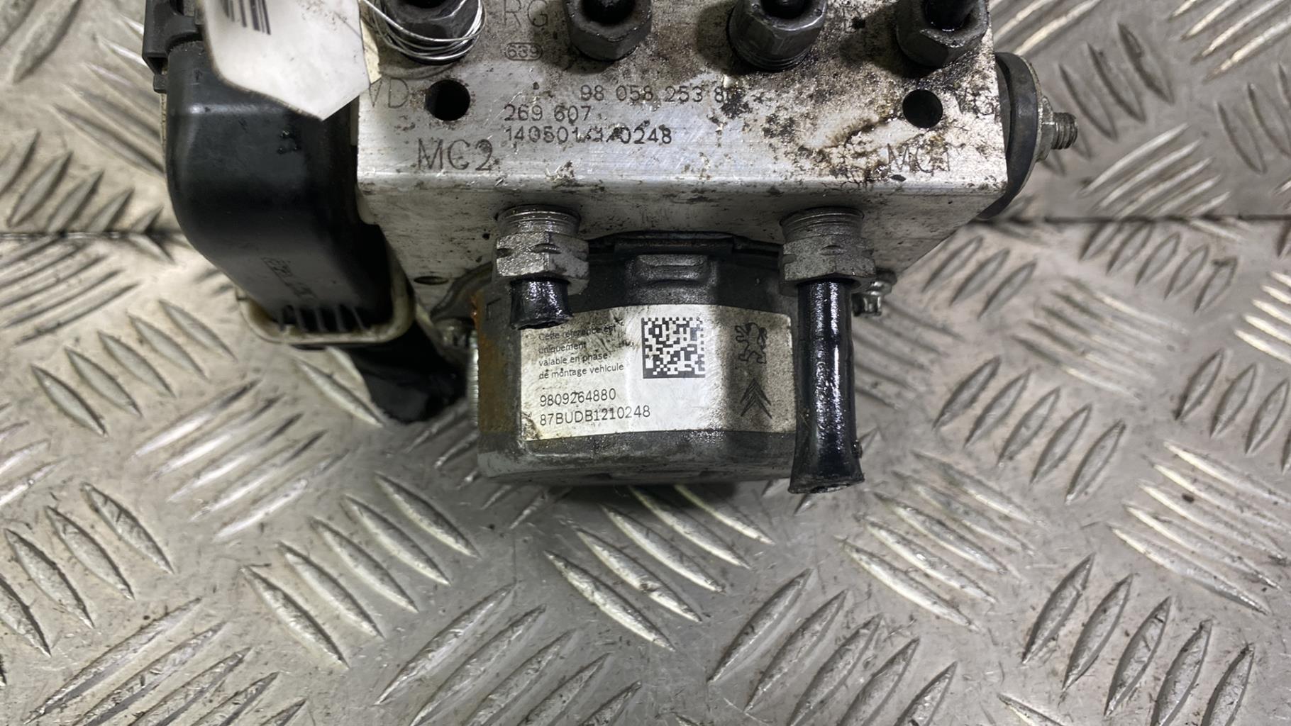 Blocco ABS (antibloccaggio freni) PEUGEOT 308 2 SW PHASE 1 BREAK Diésel - 1