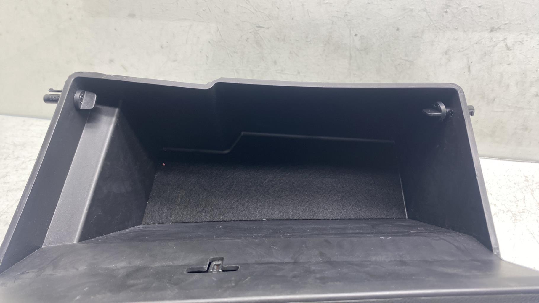 Boite a gants FORD KA+ Essence - 1