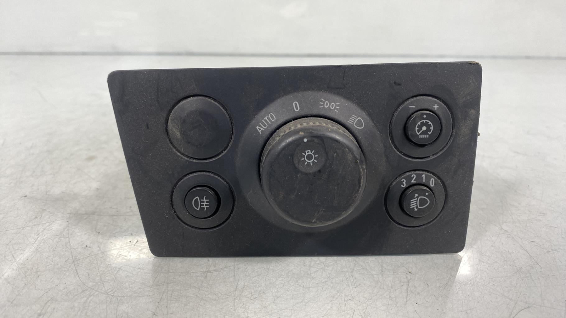 Commande de phare OPEL ZAFIRA B PHASE 2 Diesel - 1
