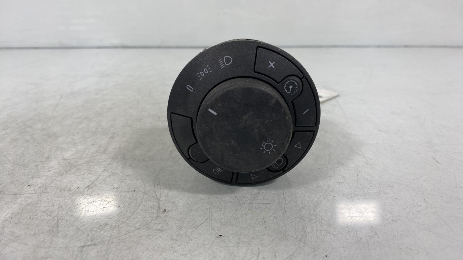 Commande de phare OPEL CORSA D PHASE 1 Diesel - 1