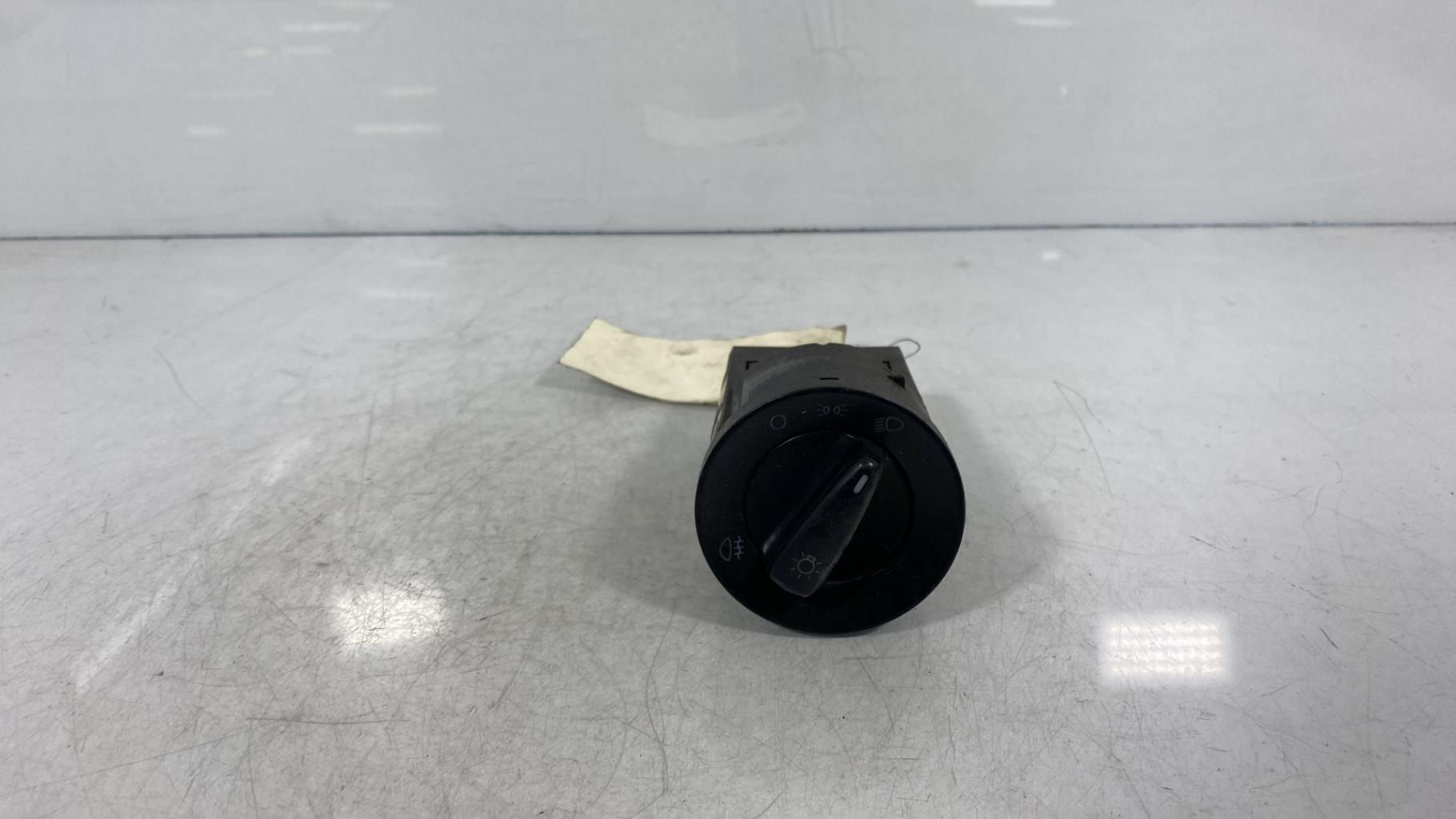 Commande de phare VOLKSWAGEN GOLF 4 Diesel - 1