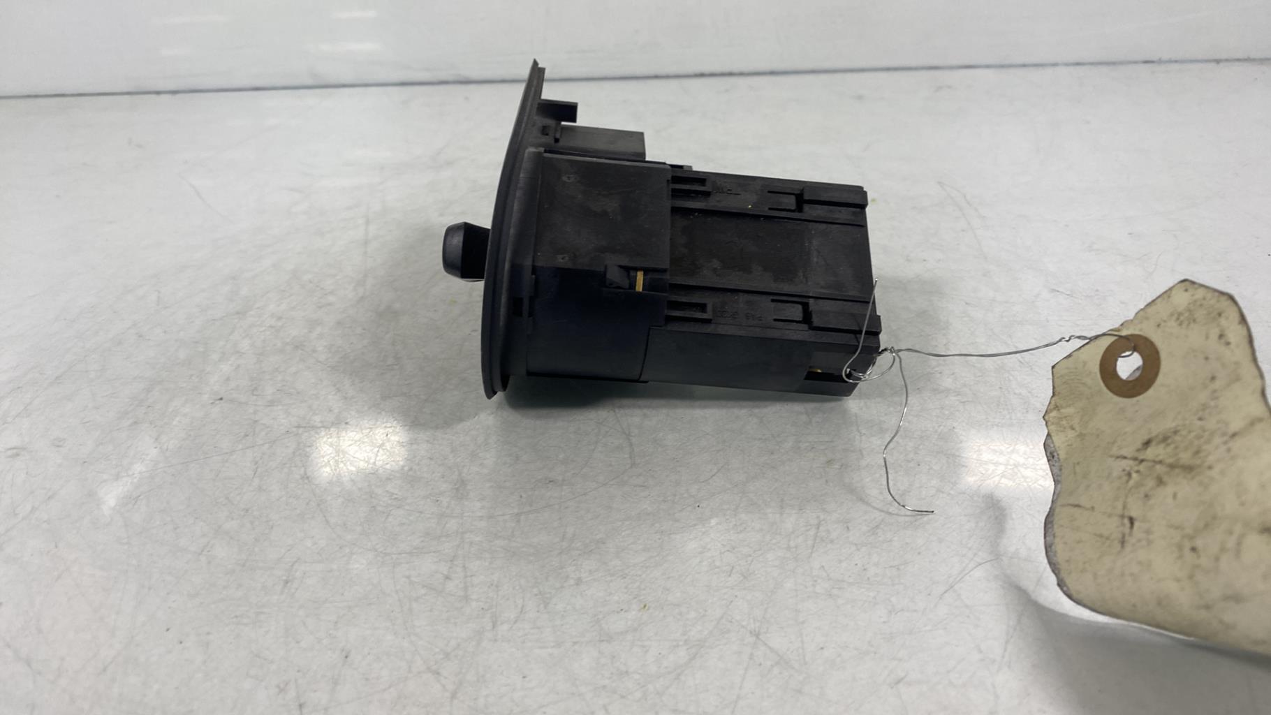 Commande de phare SEAT IBIZA 4 PHASE 1 Diesel - 1