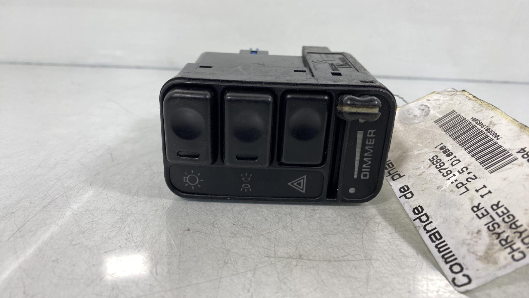 Commande de phare CHRYSLER VOYAGER 2 Diesel - 1