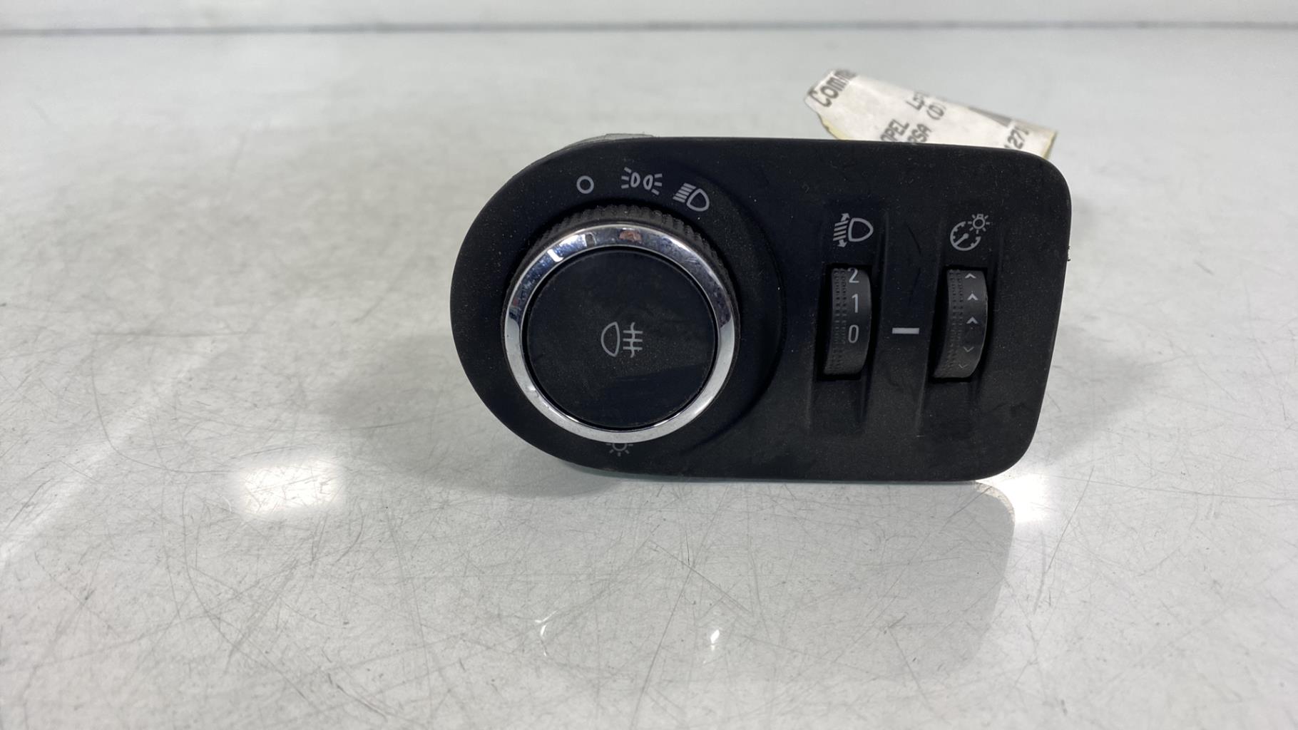 Commande de phare OPEL CORSA D PHASE 1 Diesel - 1