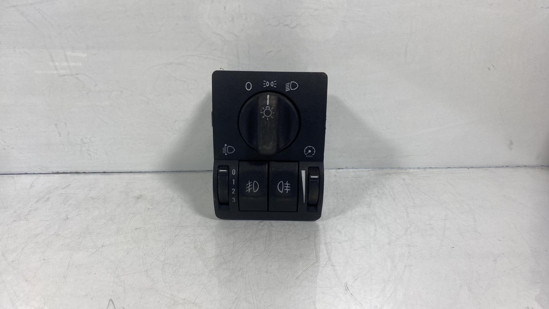 Commande de phare OPEL ZAFIRA A PHASE 1 Diesel - 1