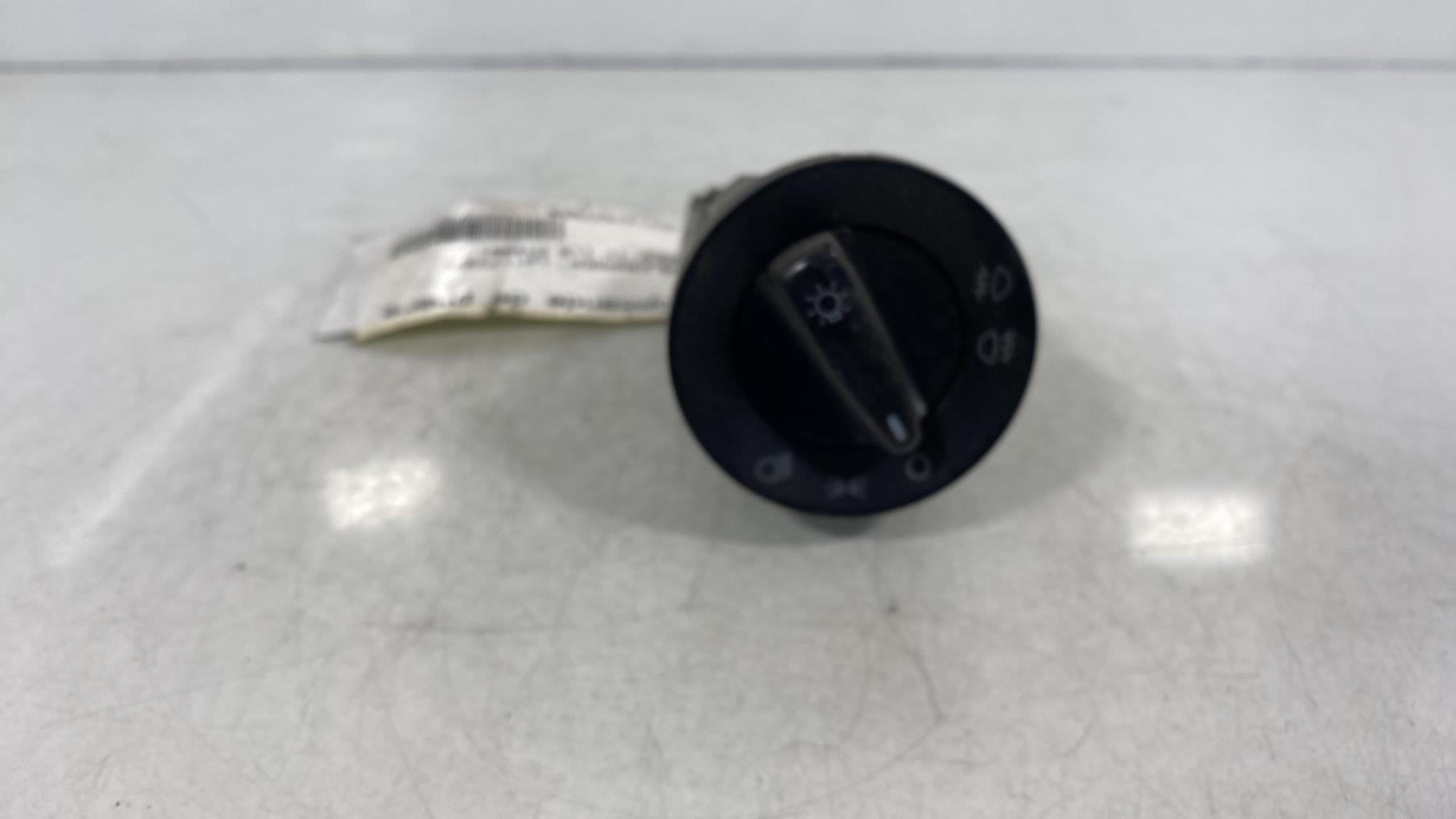 Commande de phare VOLKSWAGEN GOLF 4 Diesel - 1