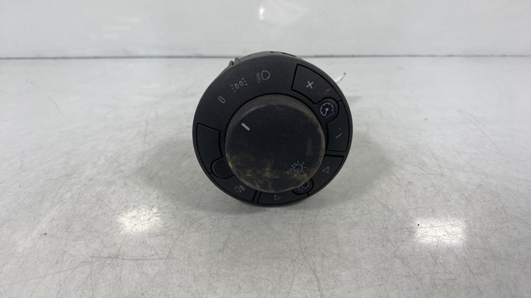 Commande de phare OPEL CORSA D PHASE 1 Diesel - 1