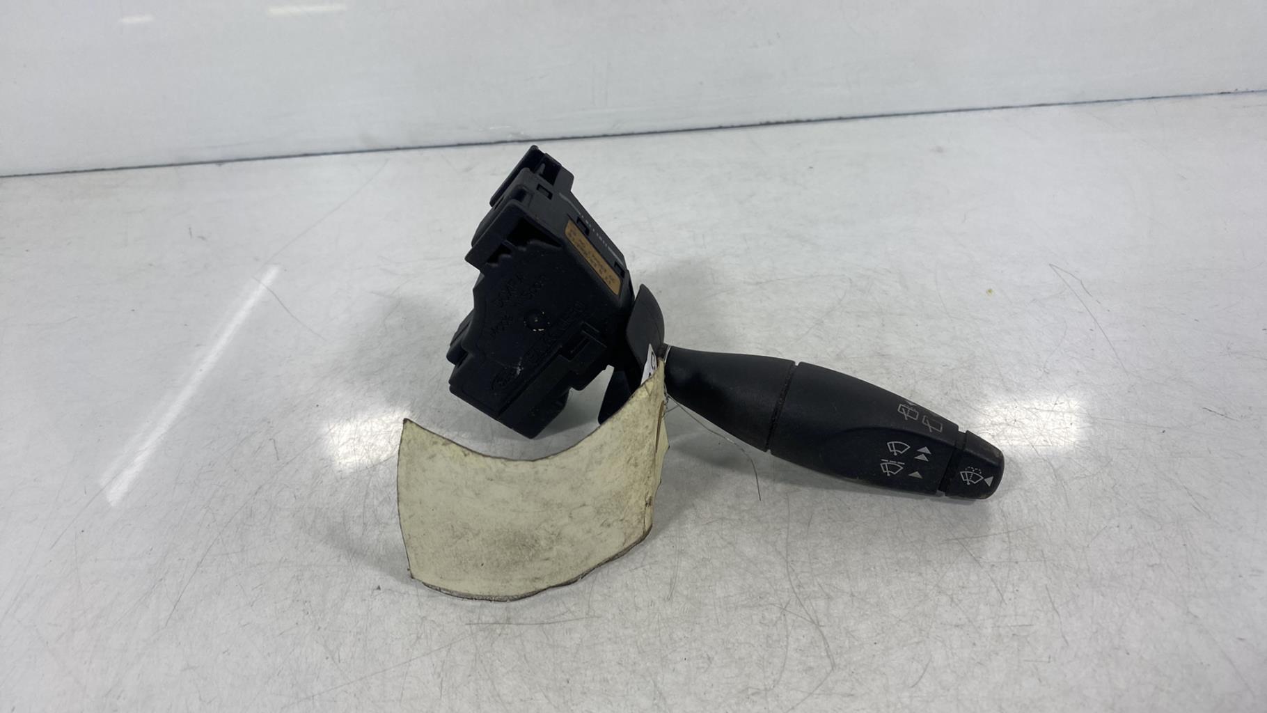 Commodo d'essuie glaces FORD FOCUS 1 BREAK Diesel - 1