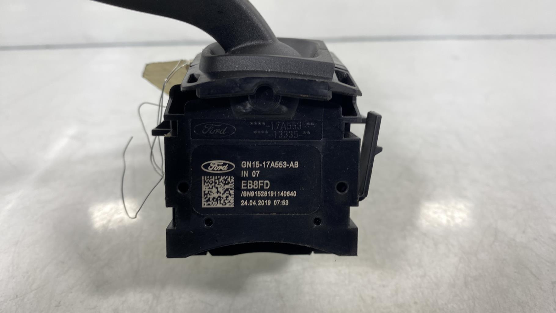 Devio tergicristalli FORD FIESTA 7 Gasolina - 1