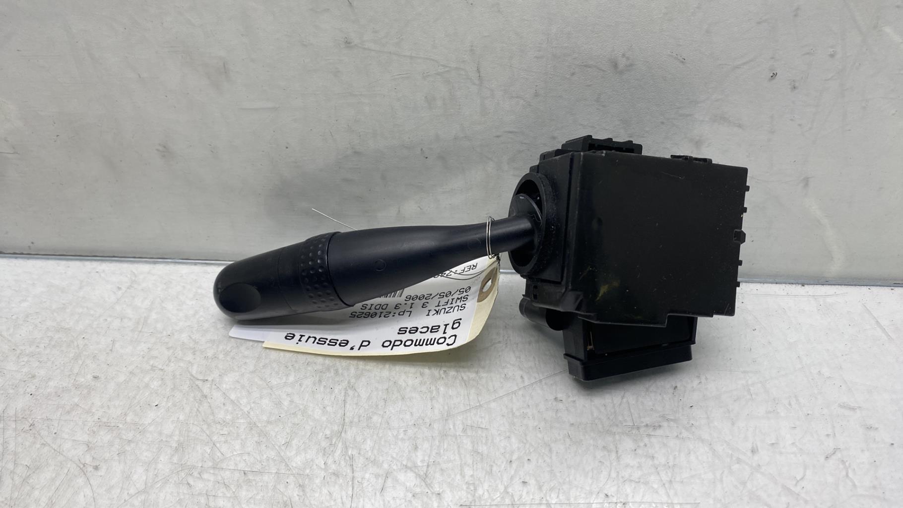 Commodo d'essuie glaces SUZUKI SWIFT 3 Diesel - 1