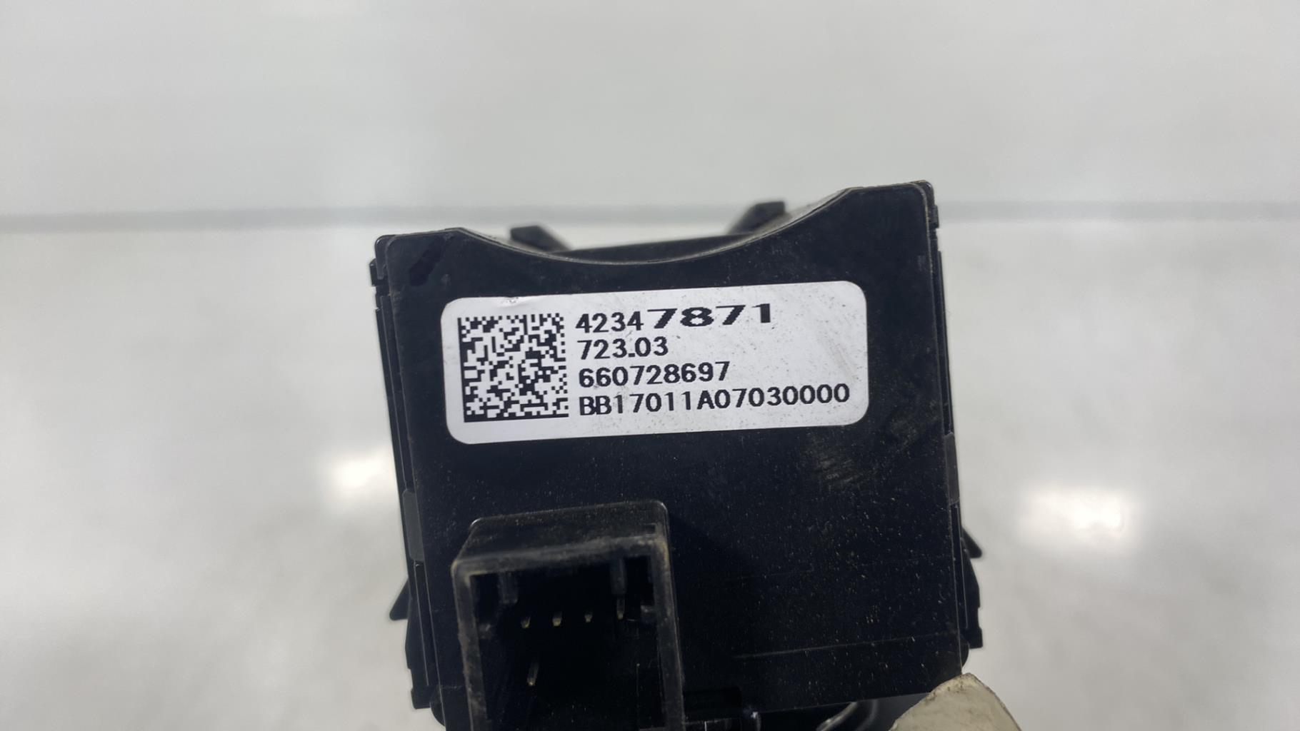 Devio tergicristalli OPEL KARL Gasolina - 1