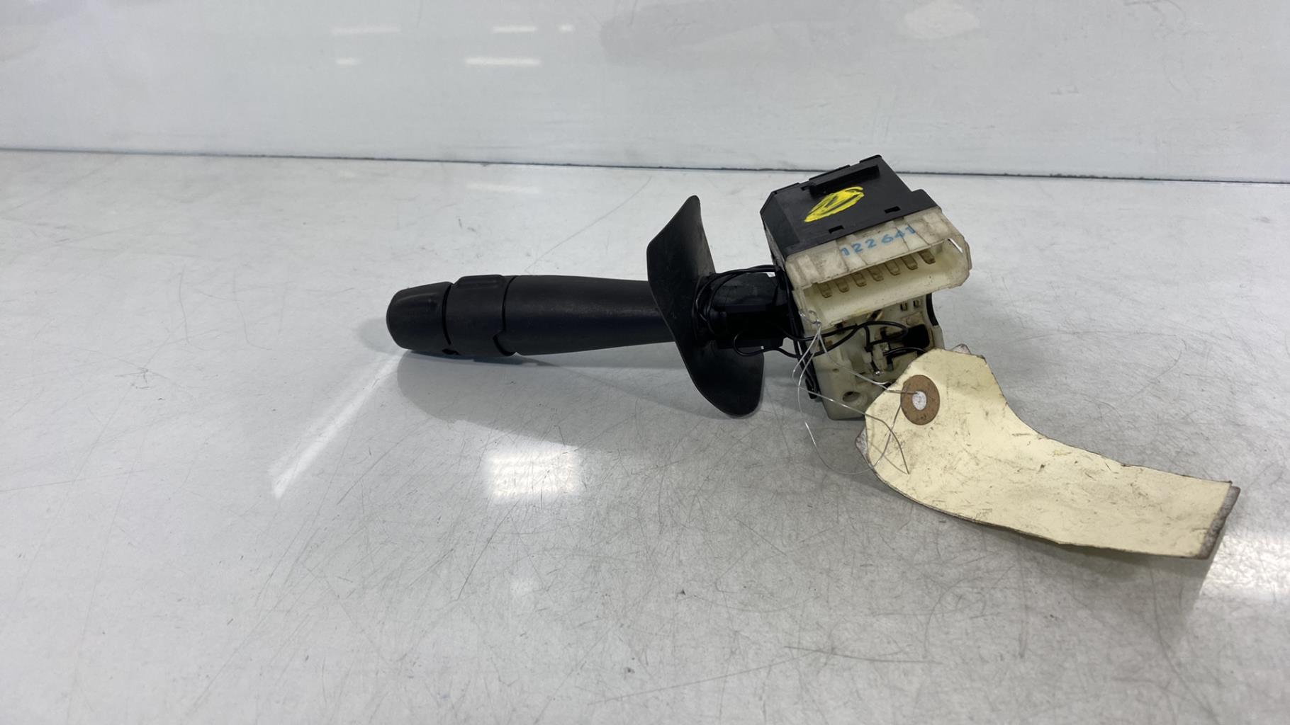 Commodo d'essuie glaces RENAULT AVANTIME Diesel - 1