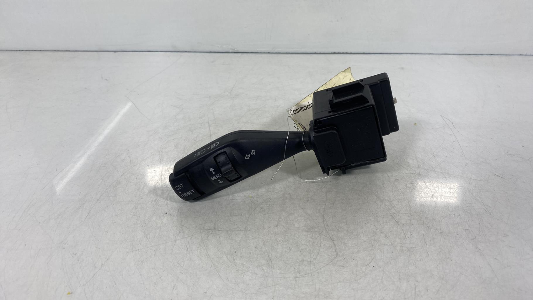 Commodo phare FORD FOCUS 2 PHASE 2 BREAK  - 1