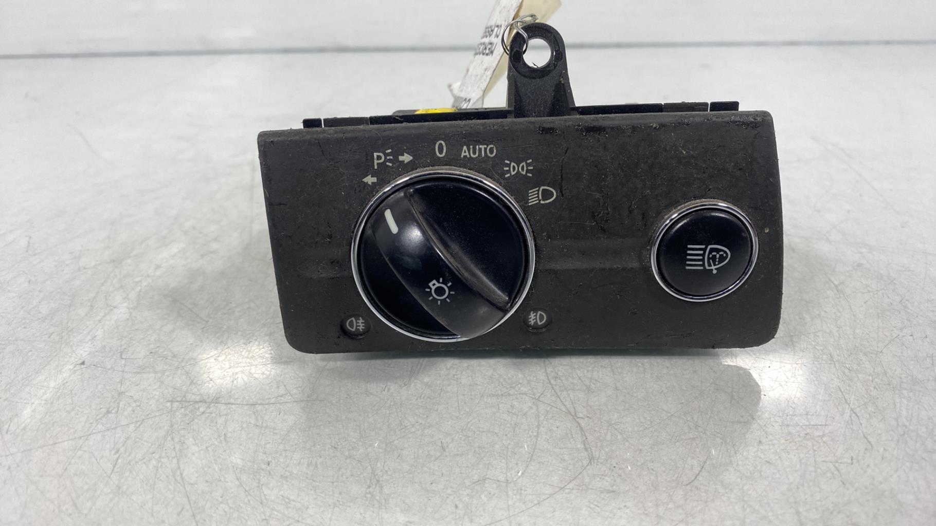 Commodo phare MERCEDES CLASSE E 211 PHASE 1 Diesel - 1