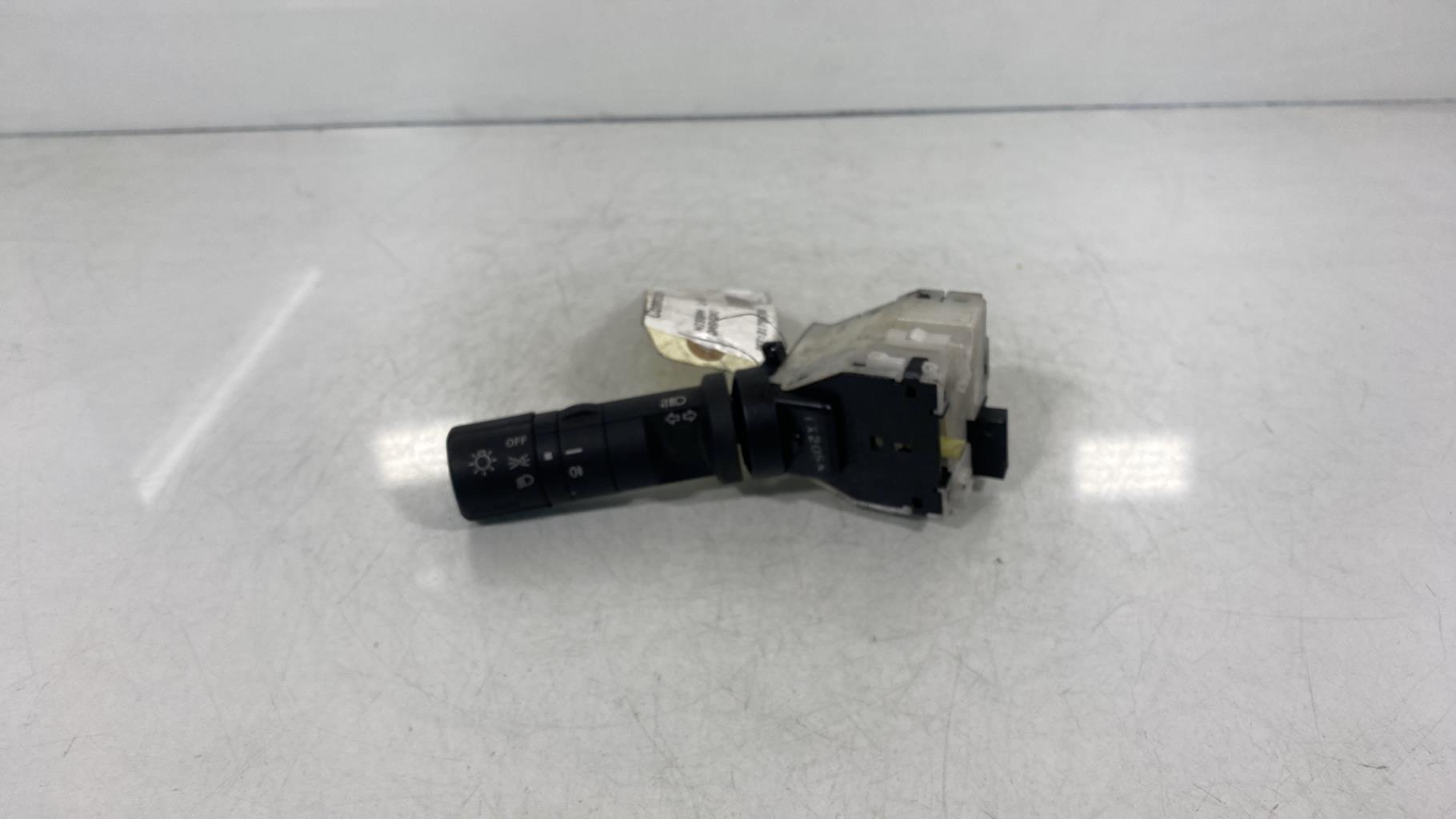 Devio luci NISSAN QASHQAI 1  - 1