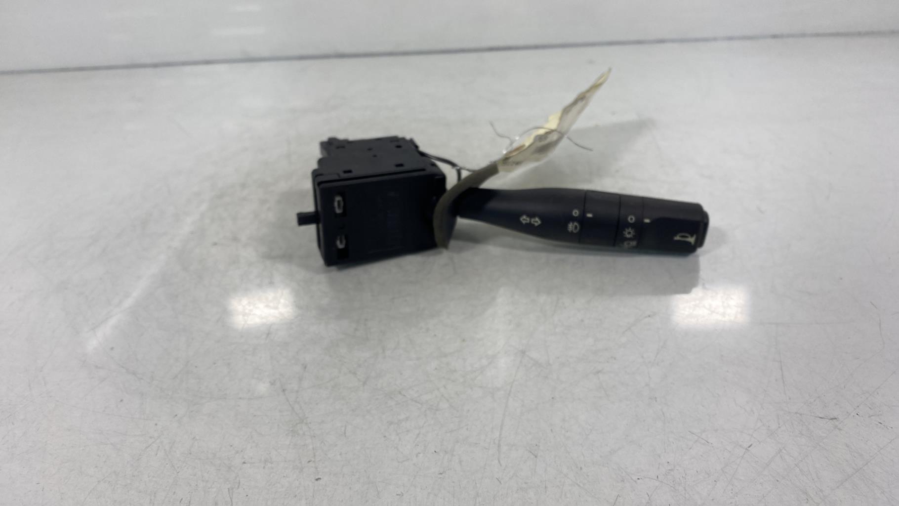 Commodo phare PEUGEOT 306 PHASE 2  - 1