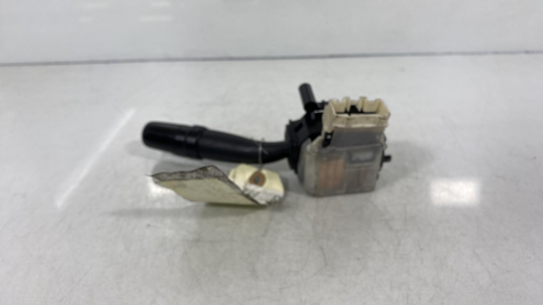 Commodo phare TOYOTA COROLLA VERSO 2 PHASE 1 Diesel - 1