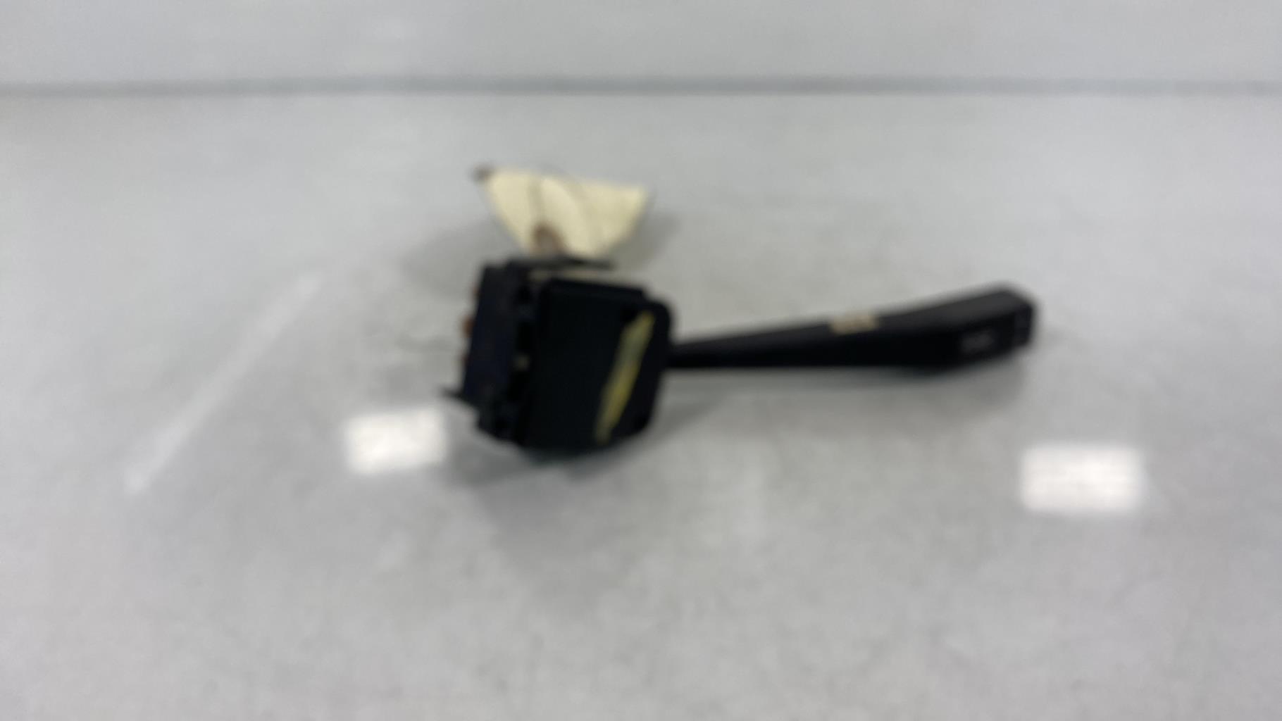 Commodo phare OPEL CORSA A PHASE 2 Essence - 1