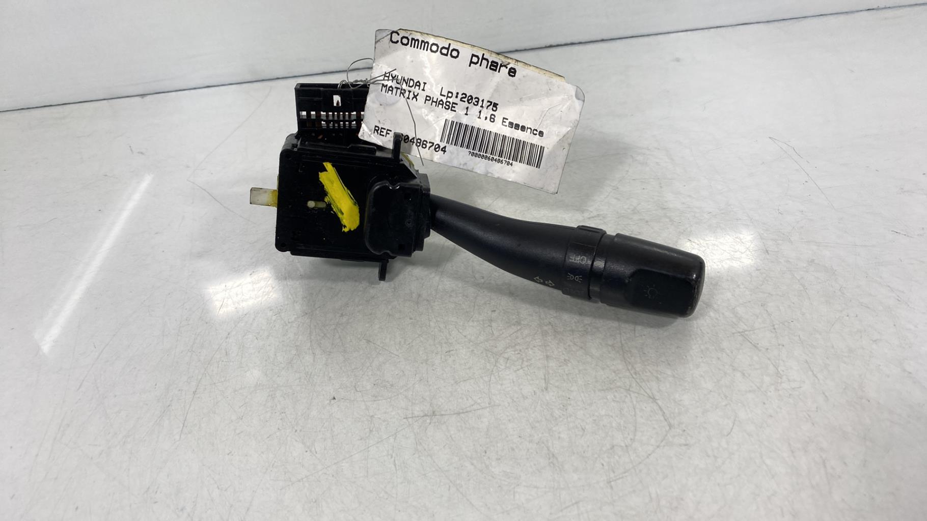 Commodo phare HYUNDAI MATRIX PHASE 1 Essence - 1
