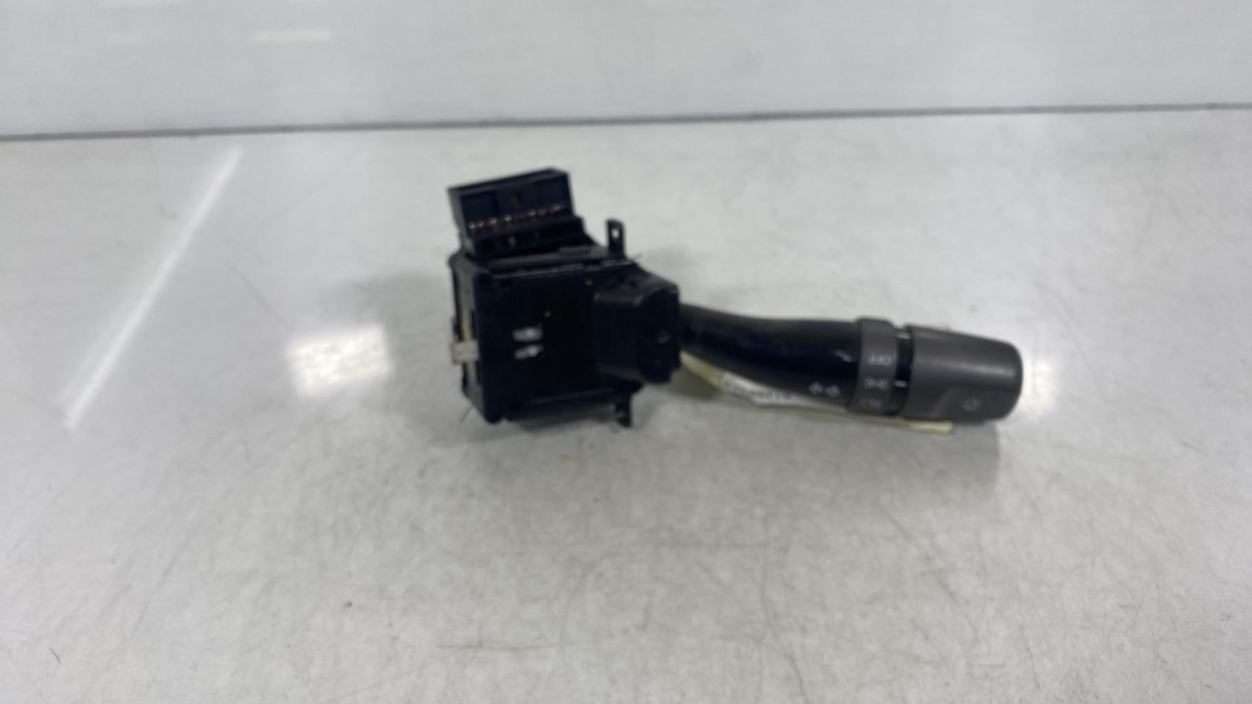 Commodo phare HYUNDAI ACCENT 1  - 1