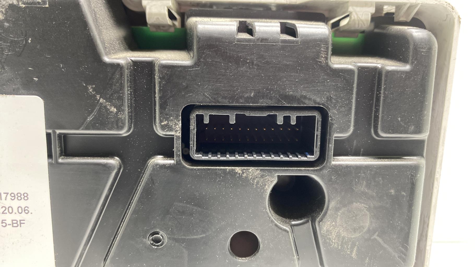 Compteur RENAULT CLIO 4 PHASE 2 Diesel - 1