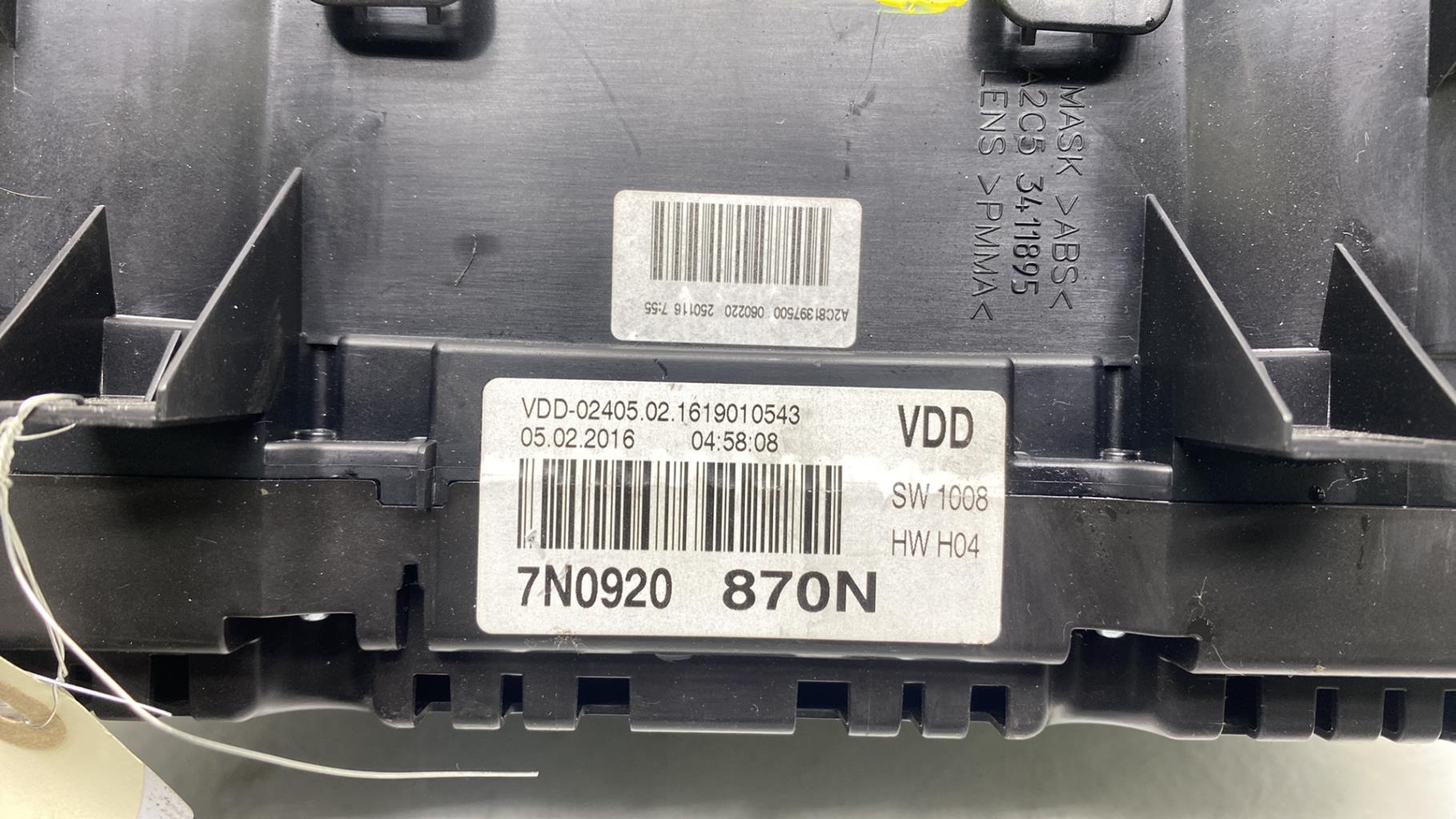 Compteur VOLKSWAGEN SHARAN 2 PHASE 2 Diesel - 1