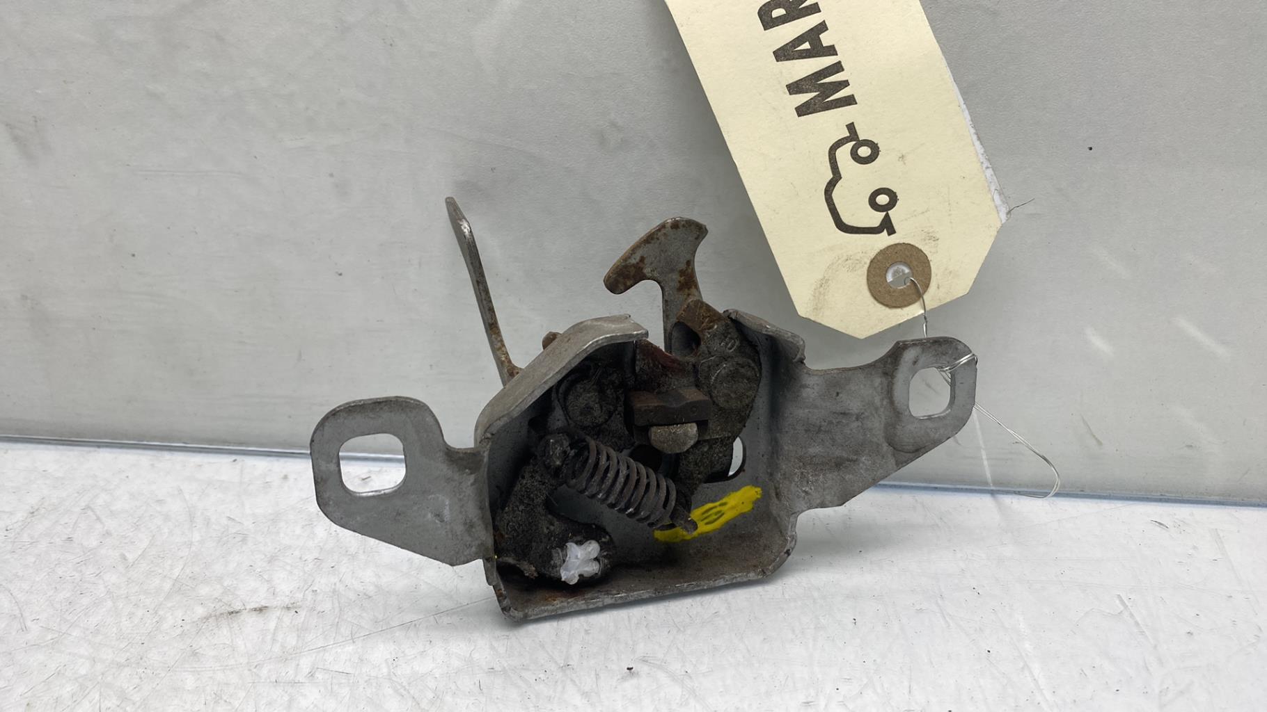 Fermeture de capot DACIA SANDERO 1 Essence/GPL - 1