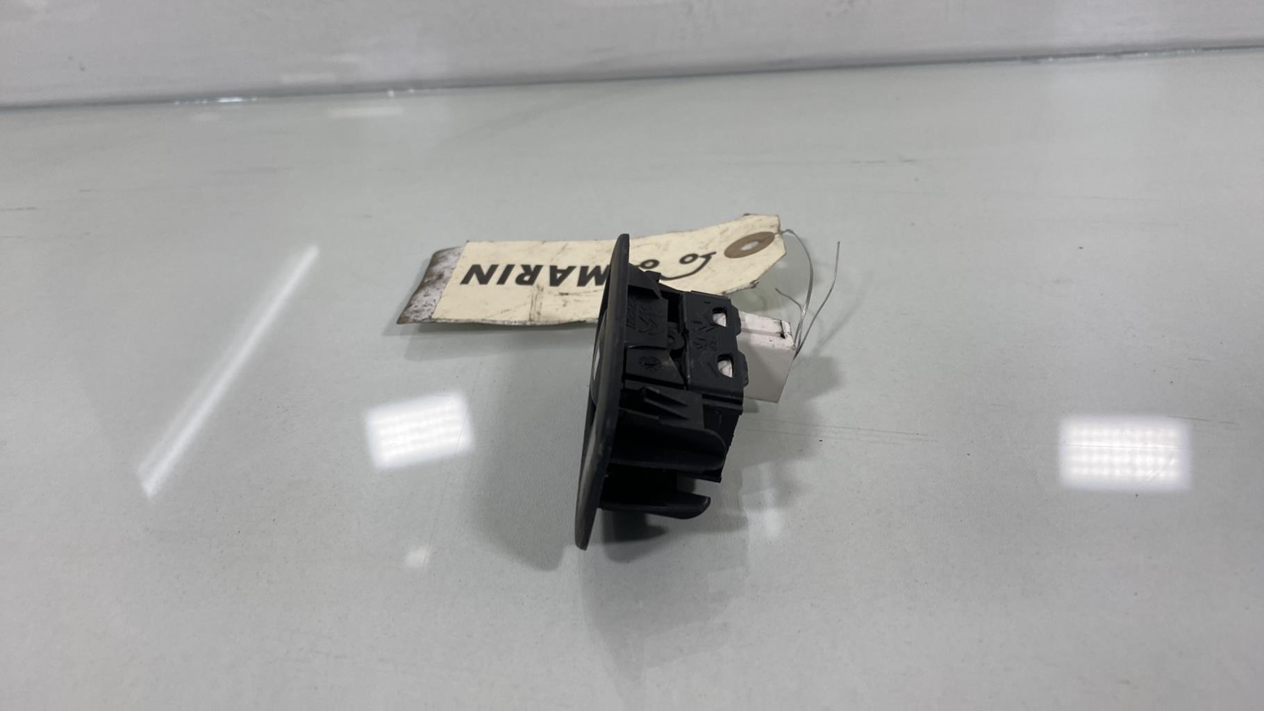 Interruttore lavacristalli posteriore destro CITROEN C4 PICASSO 2 PHASE 1 Diésel - 1