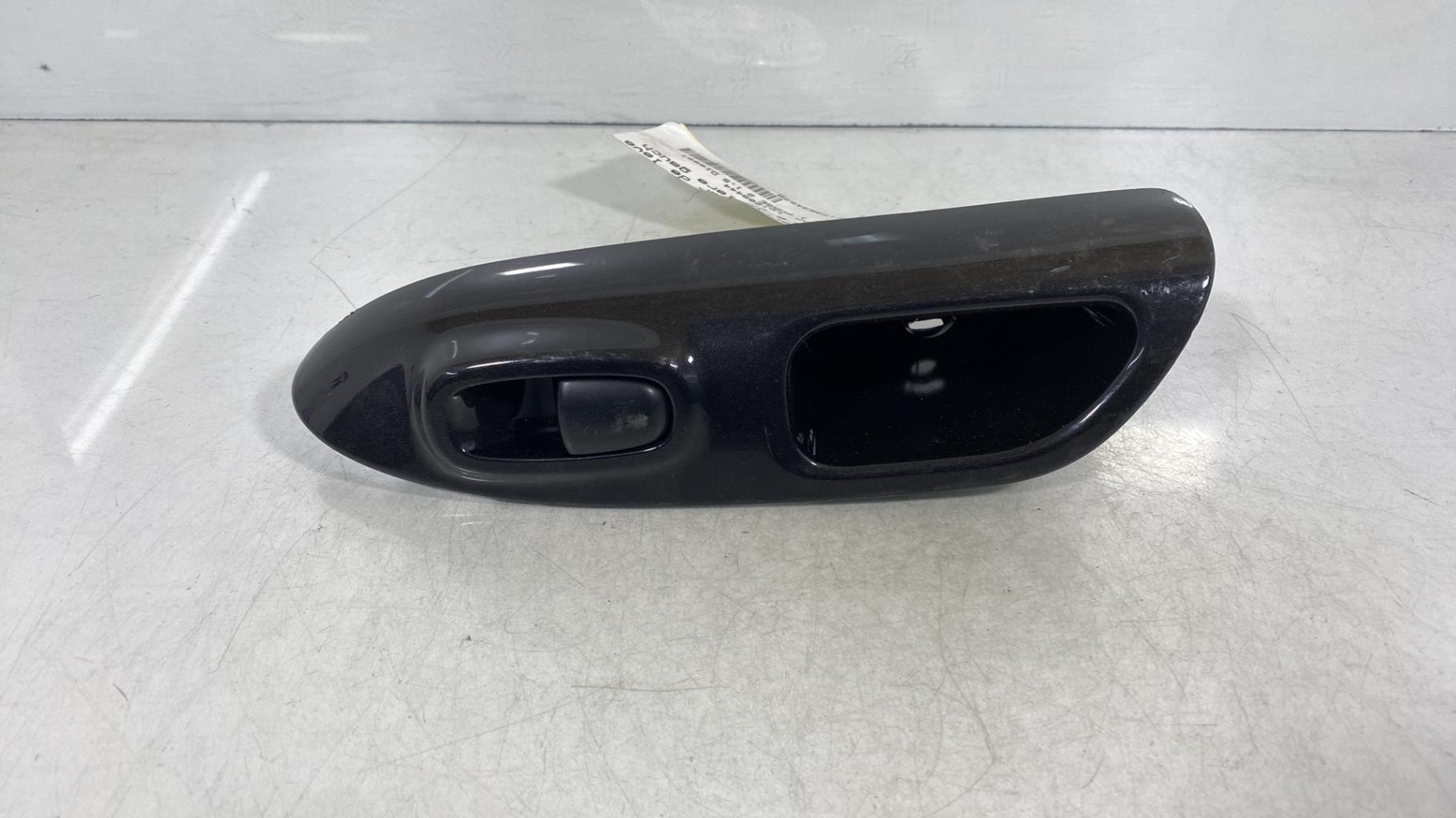 Interruttore lavacristalli posteriore sinistro NISSAN JUKE 1 PHASE 2 Diésel - 1