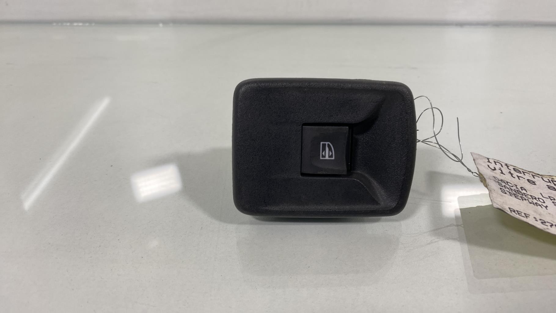 Interruttore lavacristalli posteriore sinistro DACIA SANDERO 2 PHASE 2 Diésel - 1