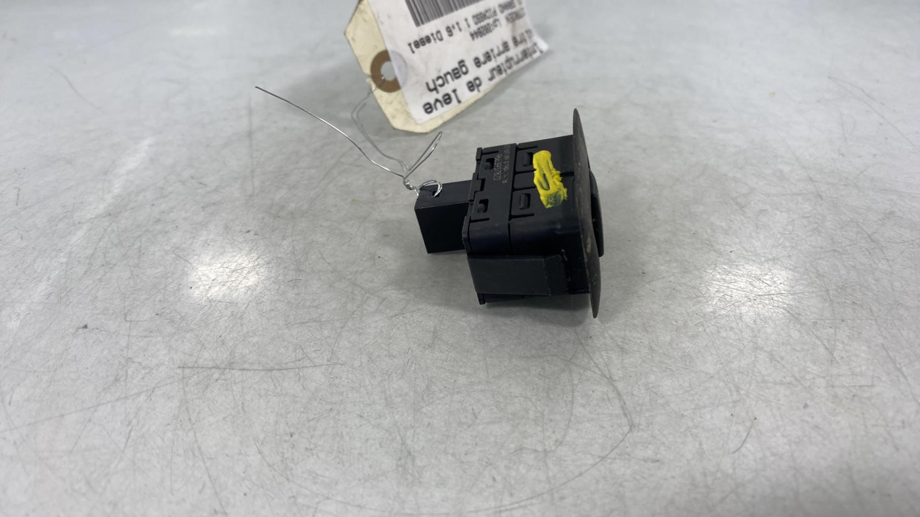 Interruttore lavacristalli posteriore sinistro CITROEN C4 GRAND PICASSO 1 Diésel - 1