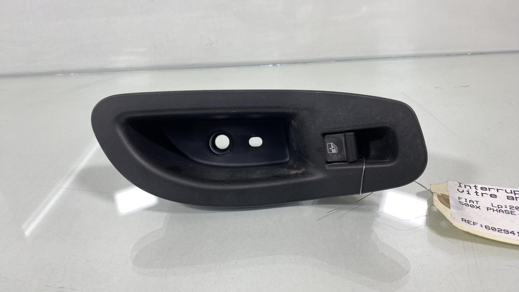 Interruttore lavacristalli posteriore sinistro FIAT 500X PHASE 2 Gasolina - 1
