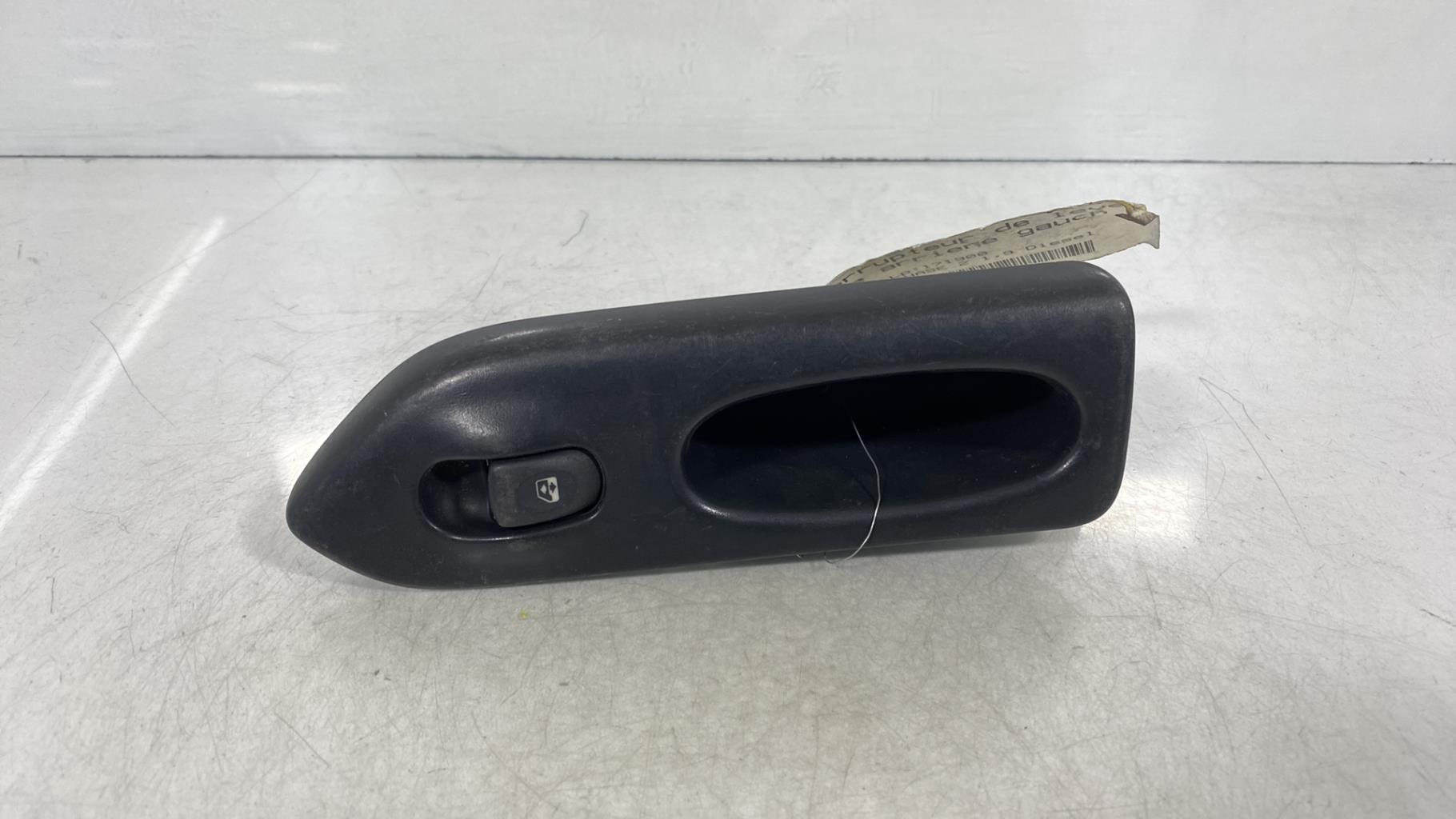 Interruttore lavacristalli posteriore sinistro RENAULT LAGUNA 1 PHASE 2 Diésel - 1