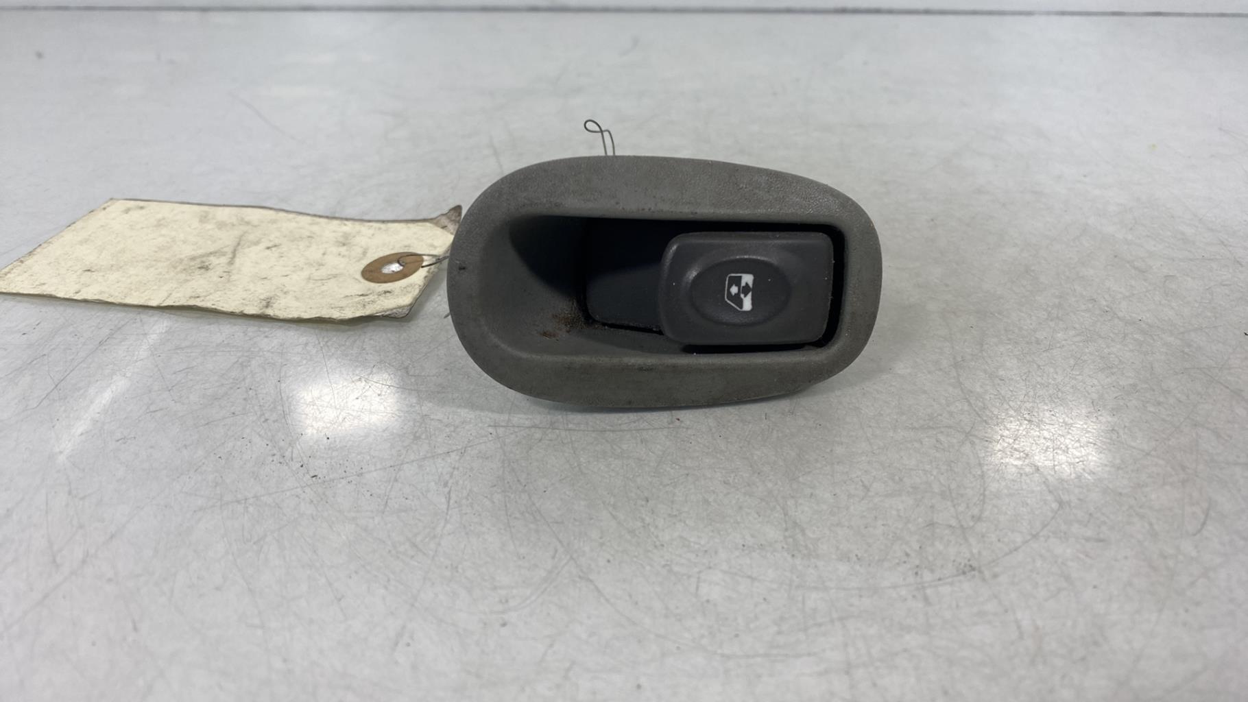 Interruttore lavacristalli posteriore sinistro RENAULT SCENIC 1 PHASE 2 Diésel - 1