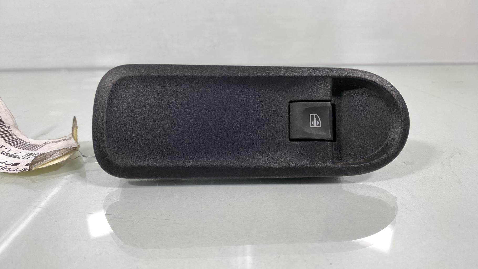 Interruttore lavacristalli posteriore sinistro DACIA DUSTER 1 PHASE 2 Gasolina - 1