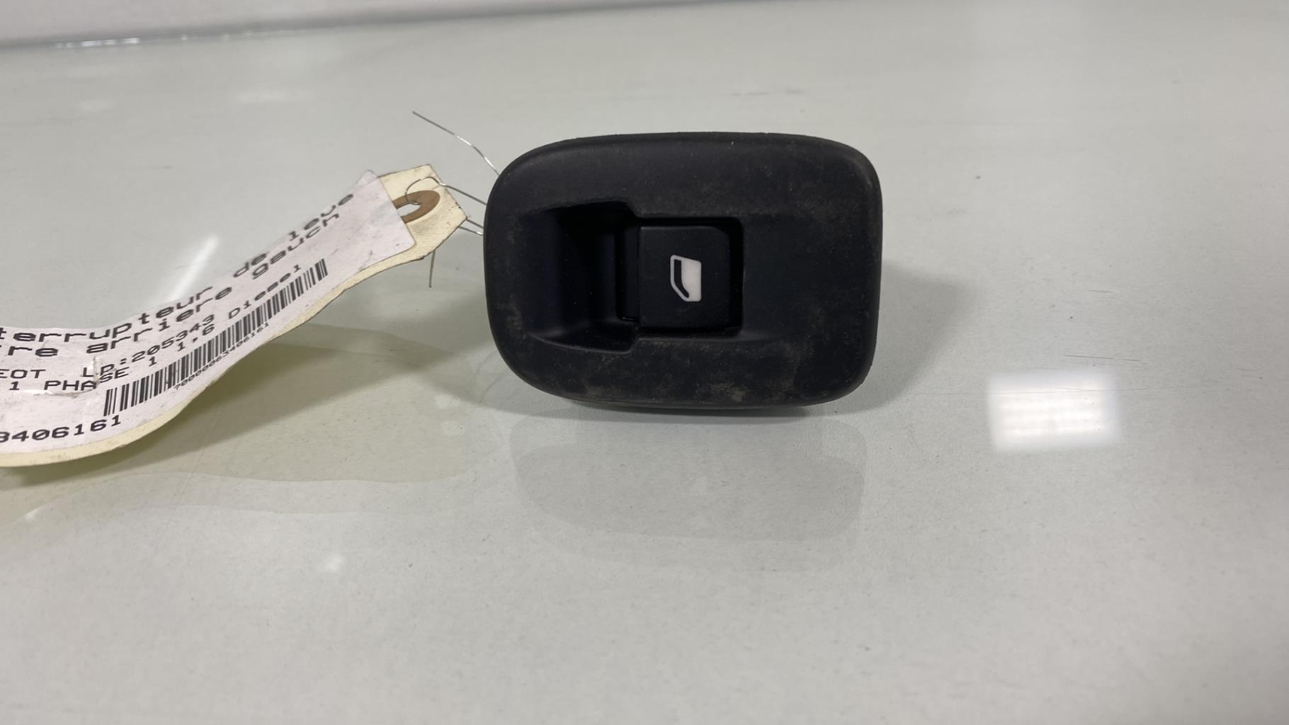 Interruttore lavacristalli posteriore sinistro PEUGEOT 2008 1 PHASE 1 Diésel - 1