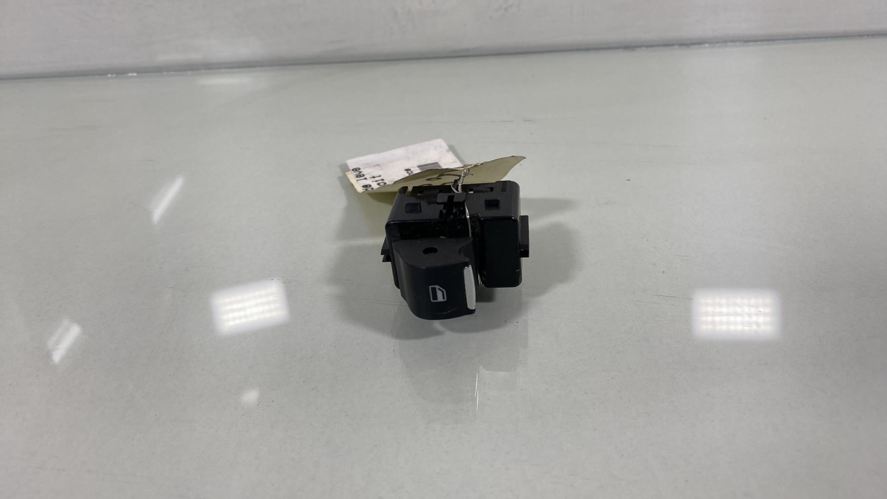 Interruttore lavacristalli anteriore destro FORD ECOSPORT PHASE 3 Gasolina - 1