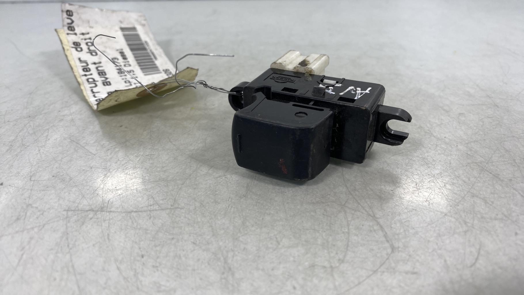 Interruttore lavacristalli anteriore destro NISSAN MICRA 3 PHASE 3 Diésel - 1