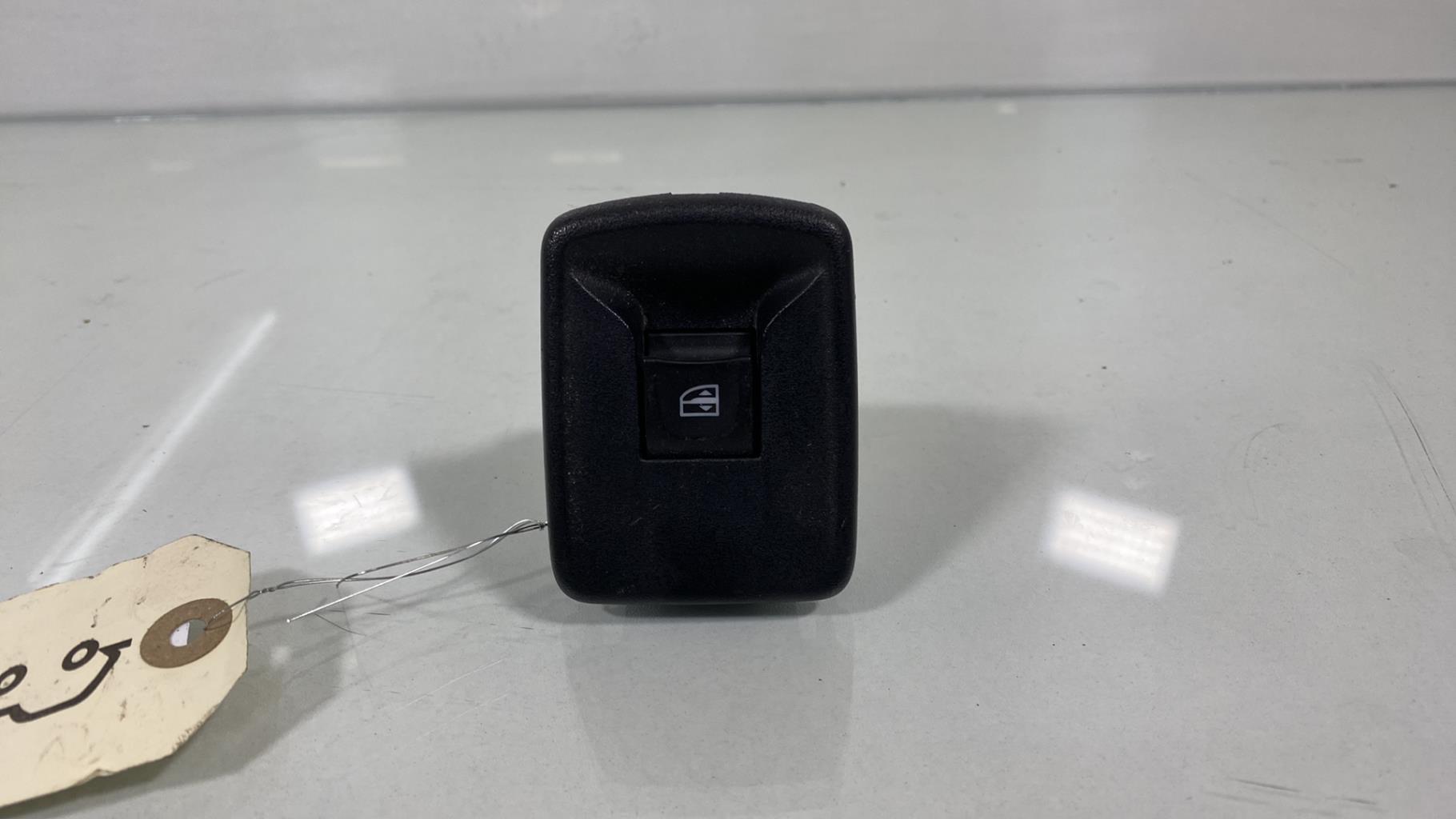 Interruttore lavacristalli anteriore destro DACIA LOGAN MCV 2 PHASE 2 BREAK Gasolina - 1
