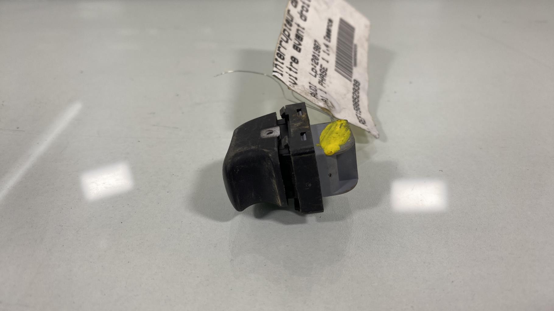 Interruttore lavacristalli anteriore destro AUDI A1 1 PHASE 1 Gasolina - 1