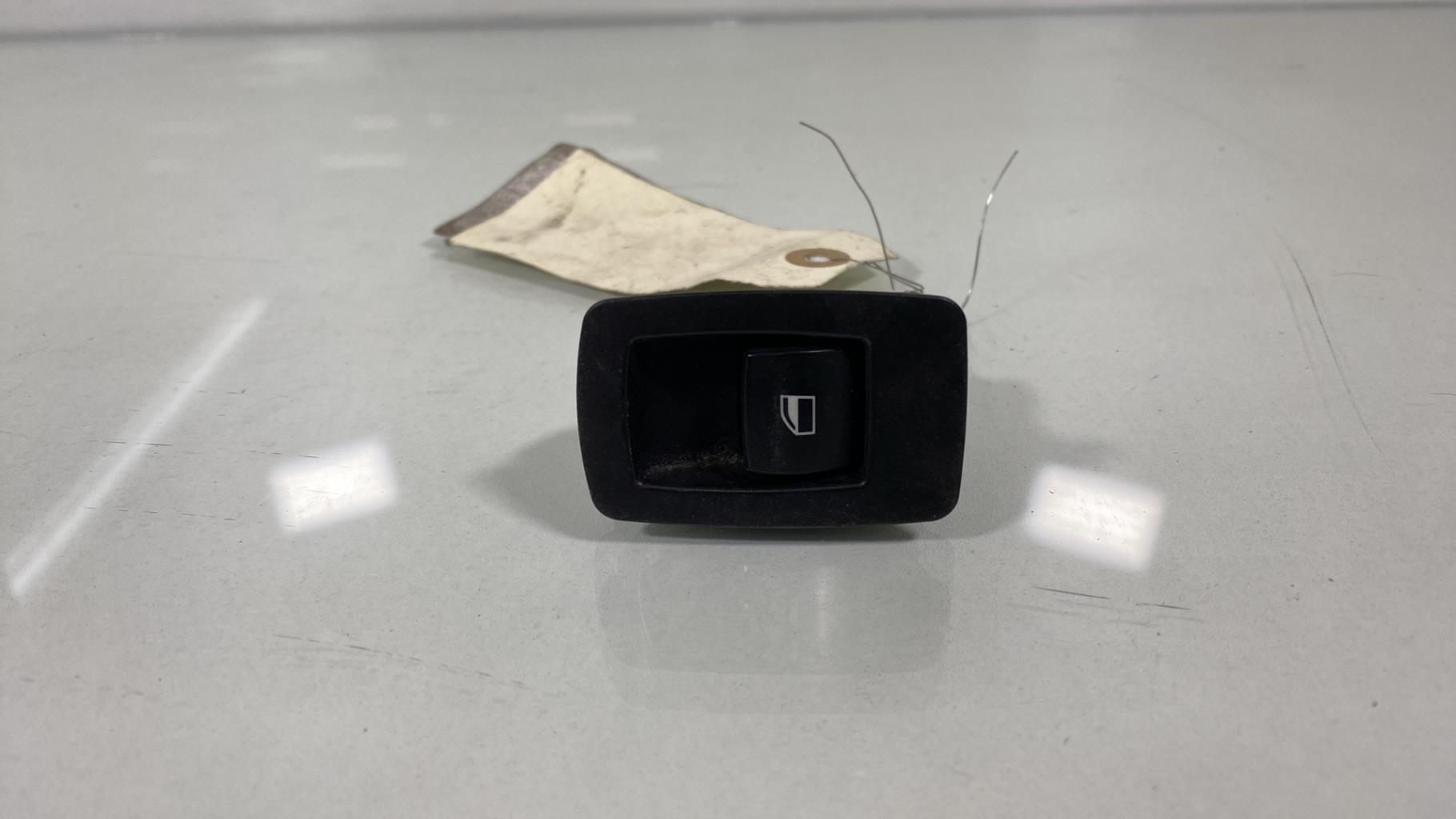Interruttore lavacristalli anteriore destro BMW SERIE 3 E90 PHASE 1 Diésel - 1