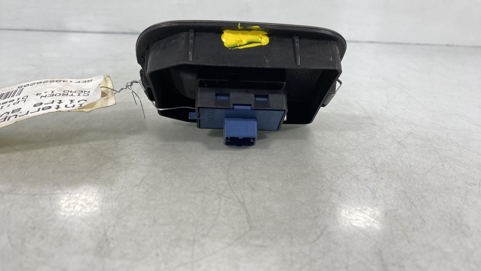 Interruttore lavacristalli anteriore destro CITROEN NEMO Diésel - 1